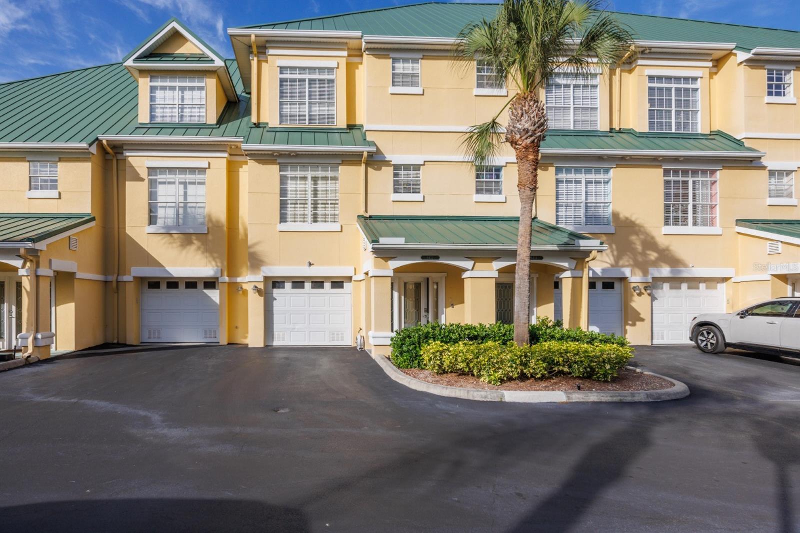 6432 Sunset Bay Cir Property Photo 2