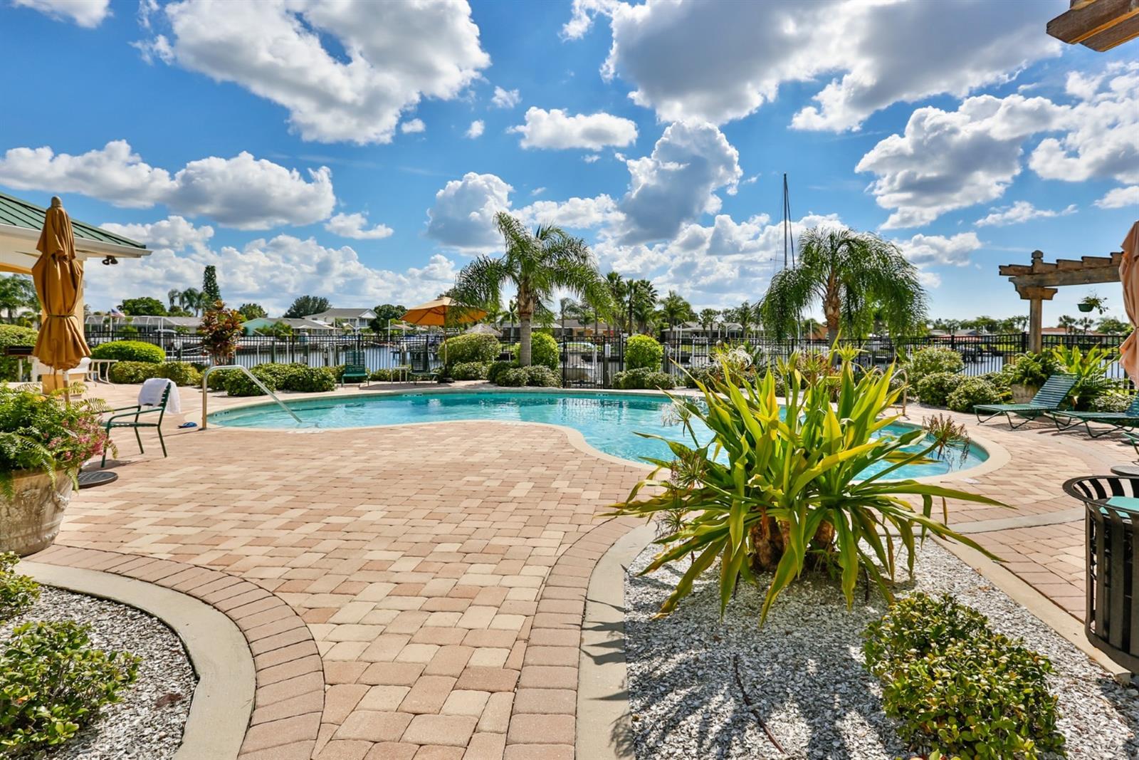 6432 Sunset Bay Cir Property Photo 6