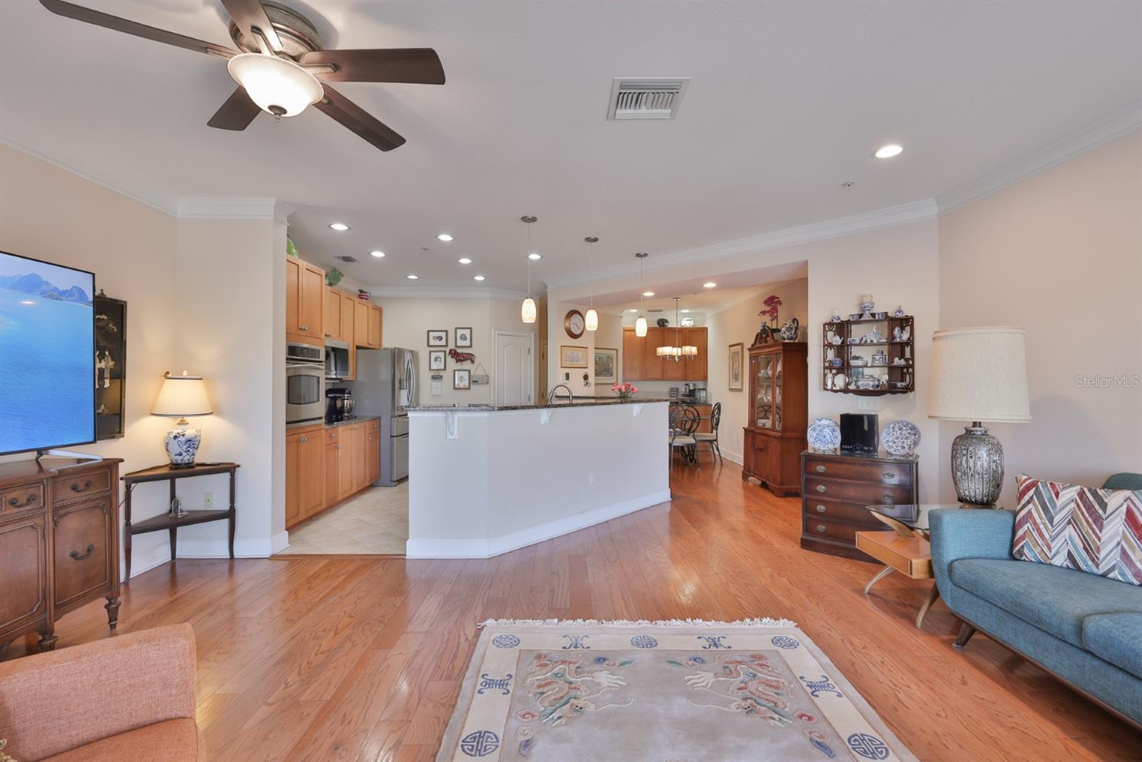 6432 Sunset Bay Cir Property Photo 17