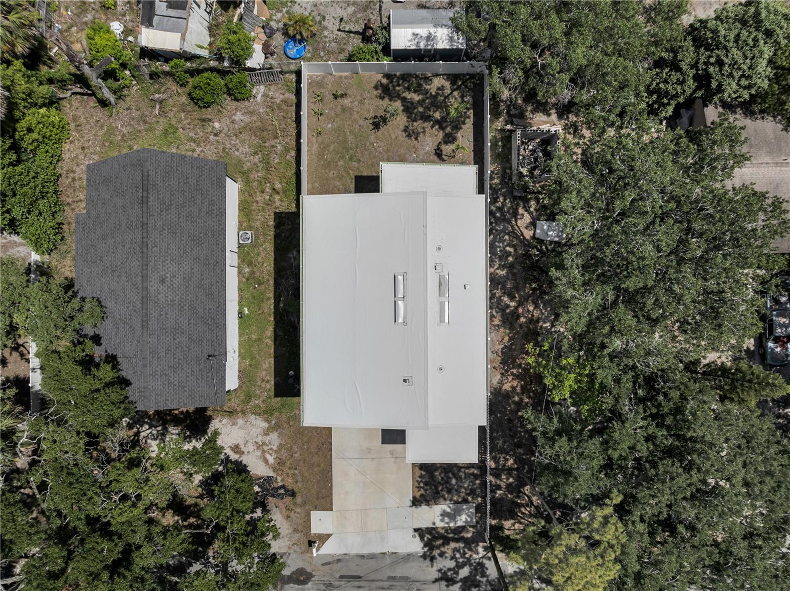 2404 Cassell Property Photo 28