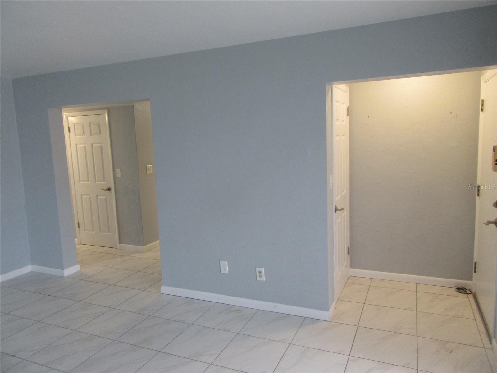 110 60th Ave #1 Property Photo 5
