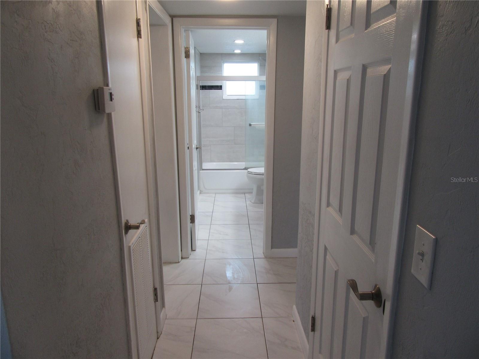 110 60th Ave #1 Property Photo 12