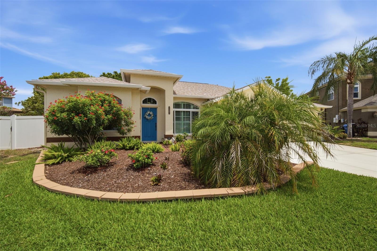 11201 SAINT ANDREWS CT Property Photo 1