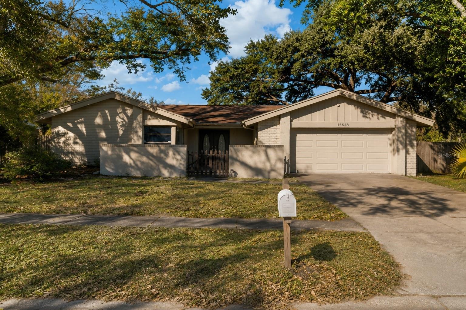15648 BEAR CREEK DR