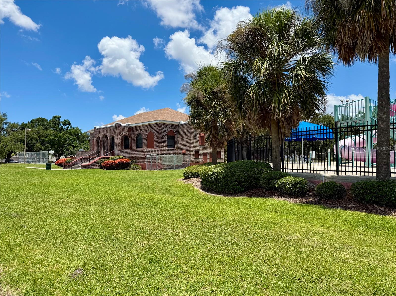 315 S Bermuda Blvd Property Photo 31