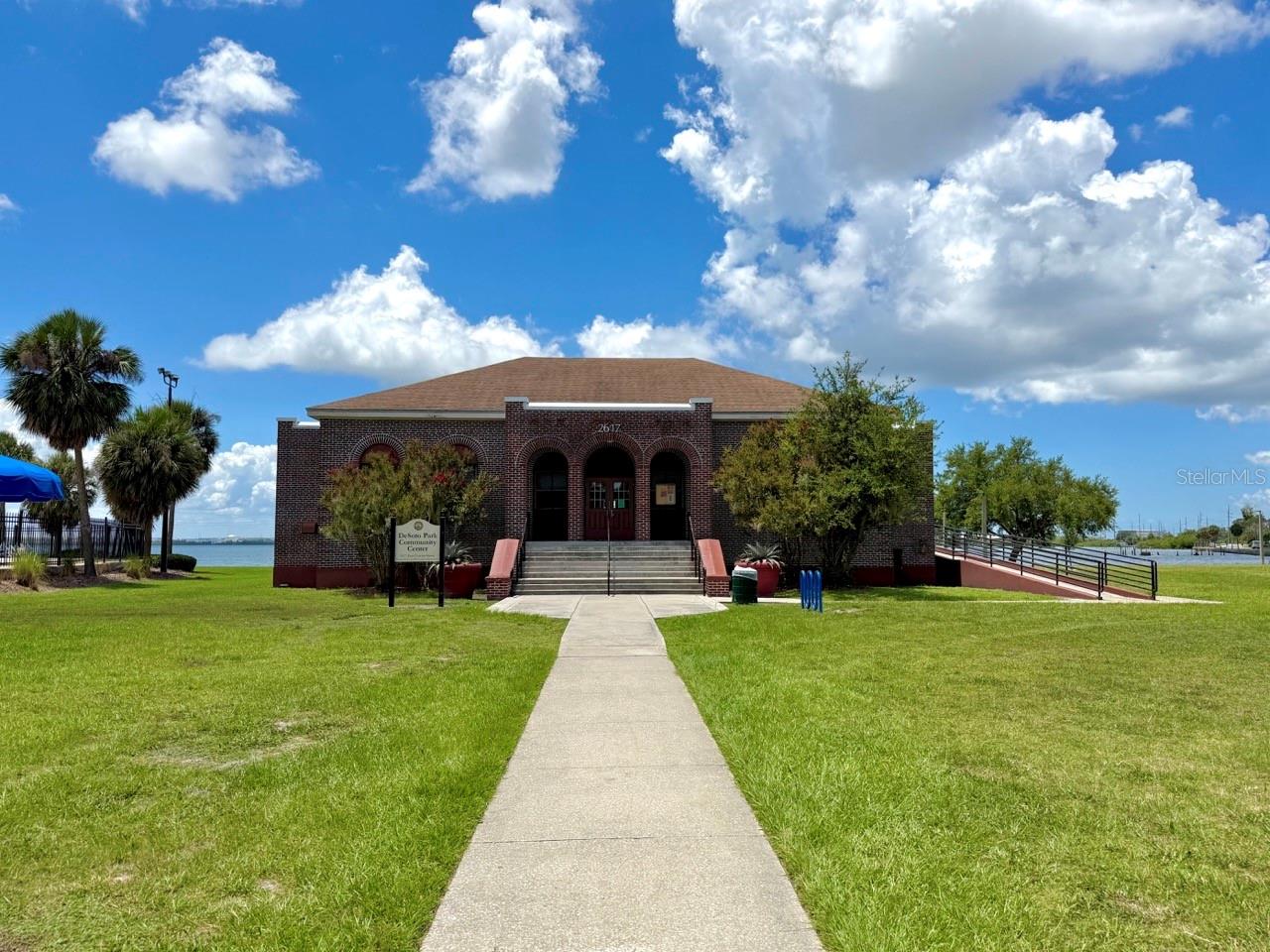 315 S Bermuda Blvd Property Photo 32