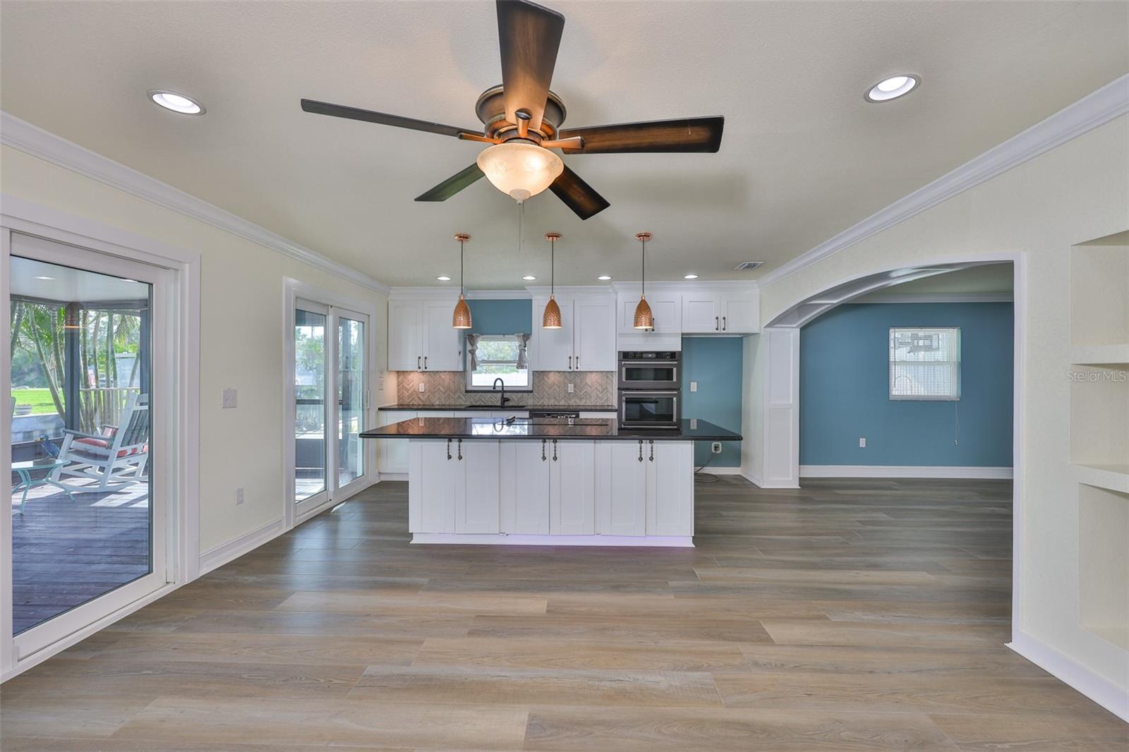 10922 Park Dr Property Photo 21