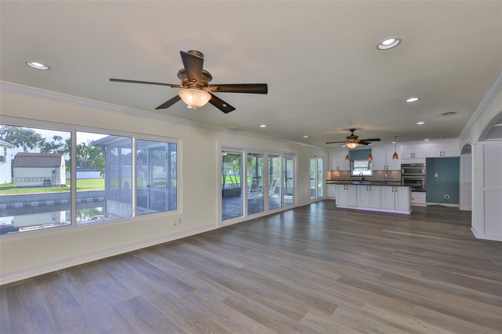 10922 Park Dr Property Photo 31