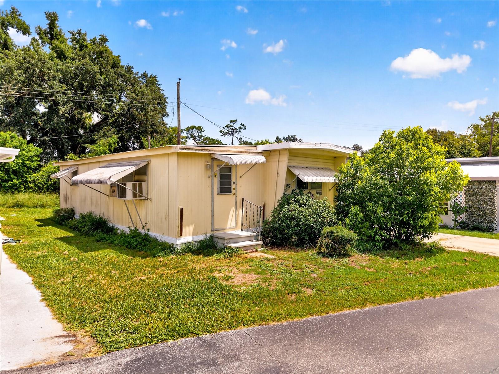 37433 Ray Dr Property Photo 1