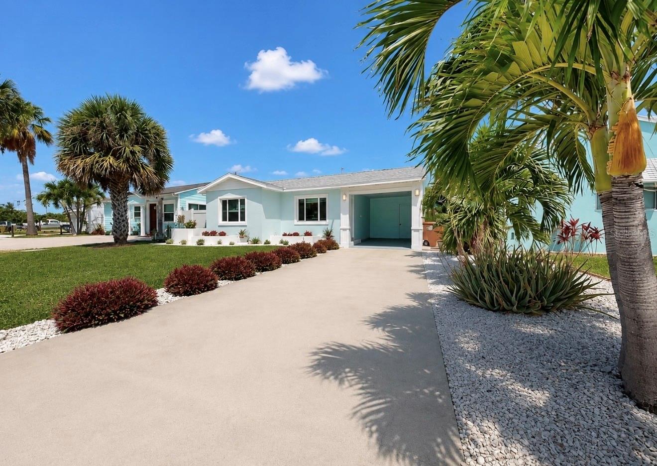 480 S Bayshore Dr Property Photo 4