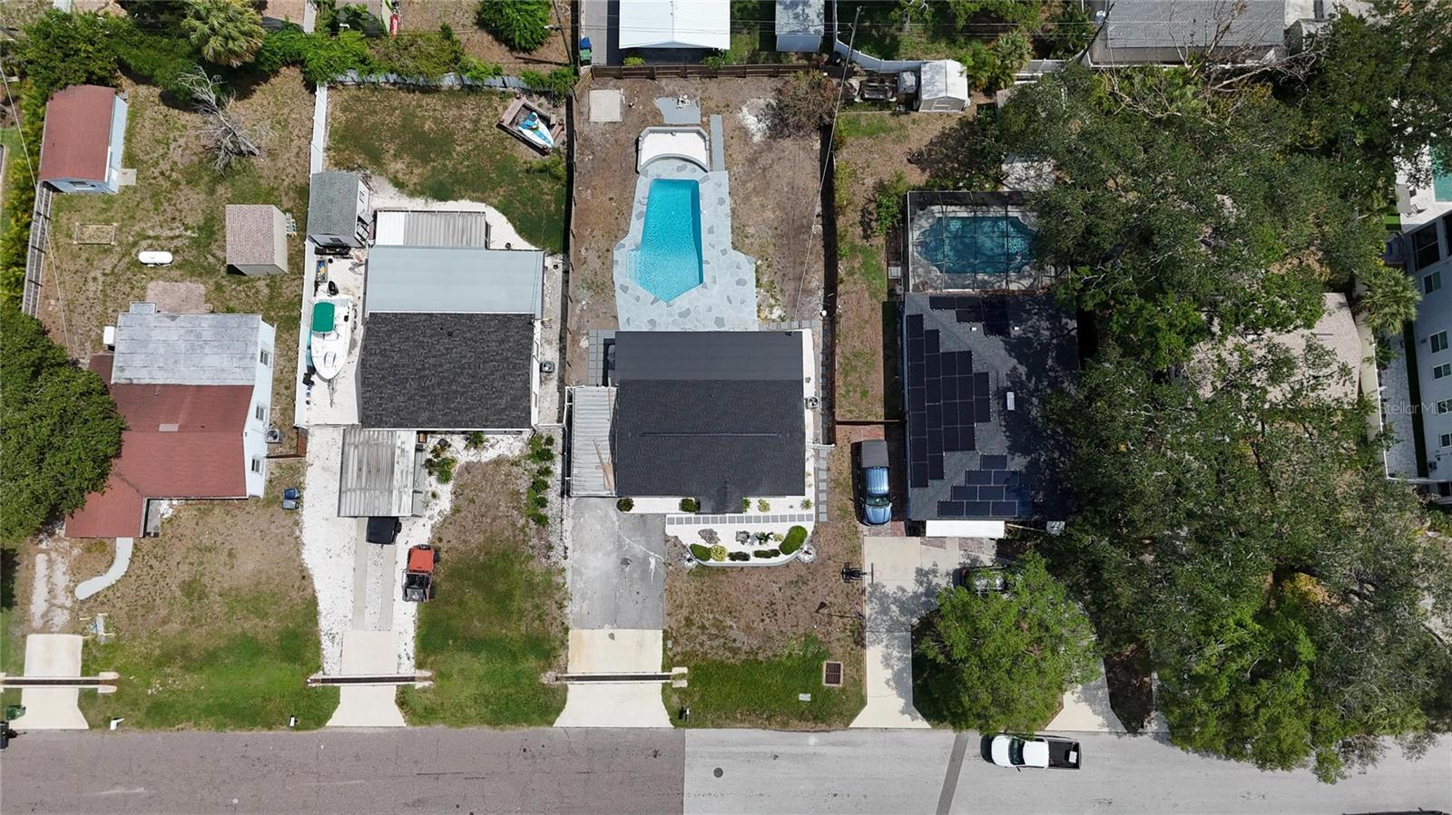 4711 W Lawn Ave Property Photo 2