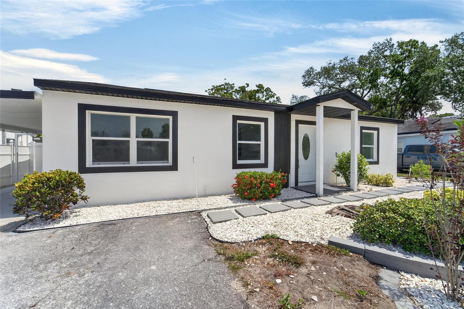 4711 W Lawn Ave Property Photo 8