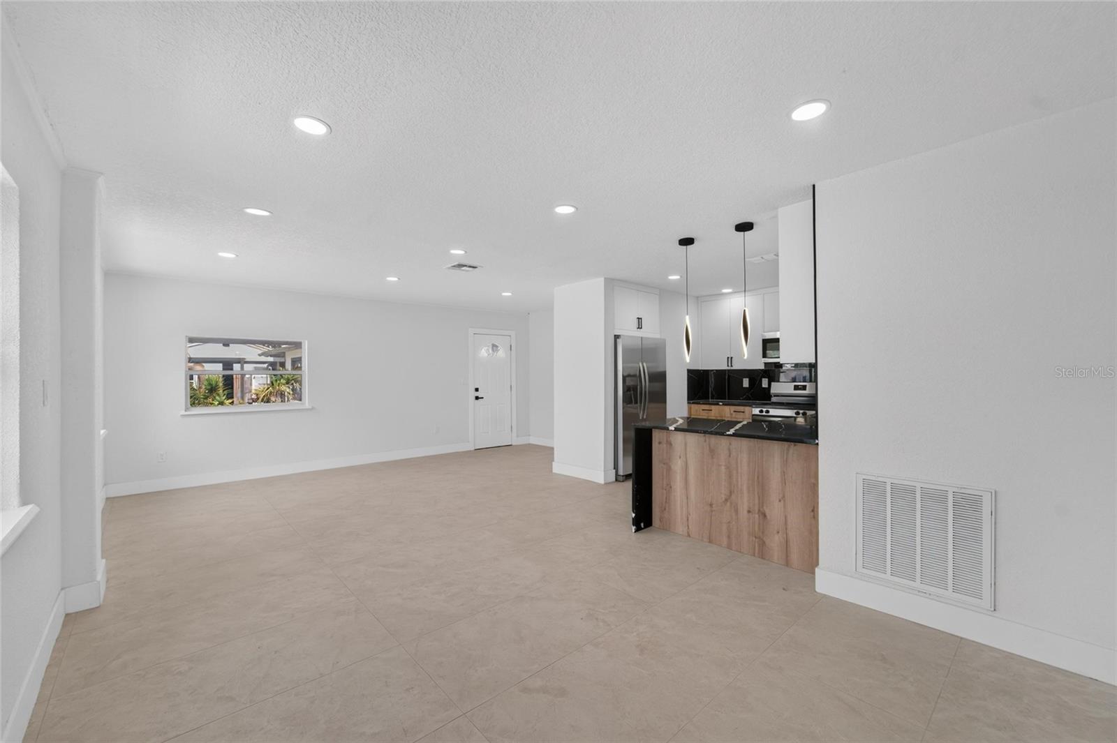 4711 W Lawn Ave Property Photo 11