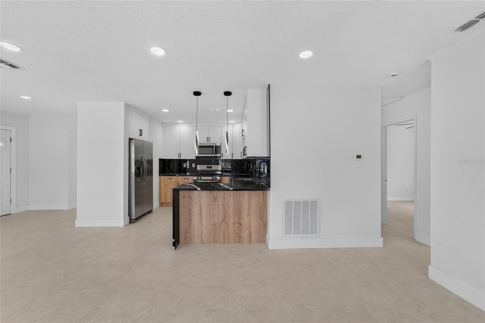 4711 W Lawn Ave Property Photo 12