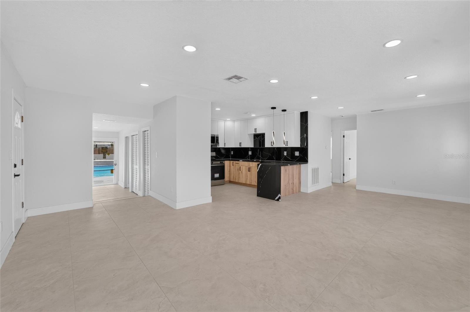 4711 W Lawn Ave Property Photo 14