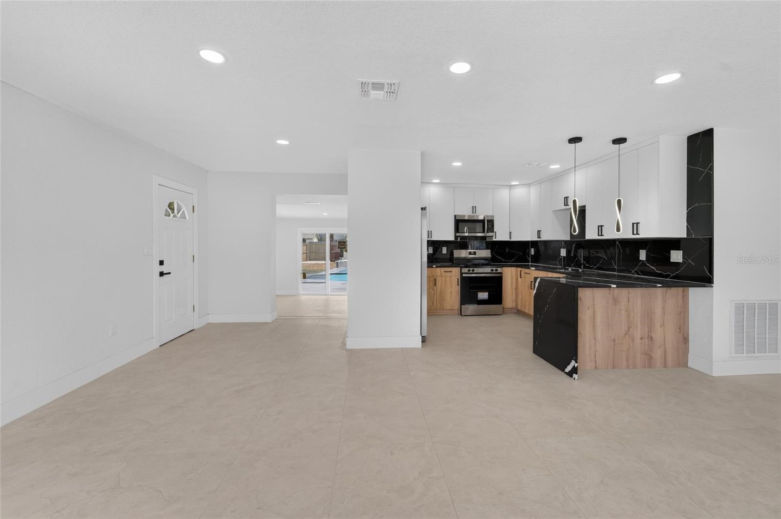 4711 W Lawn Ave Property Photo 15