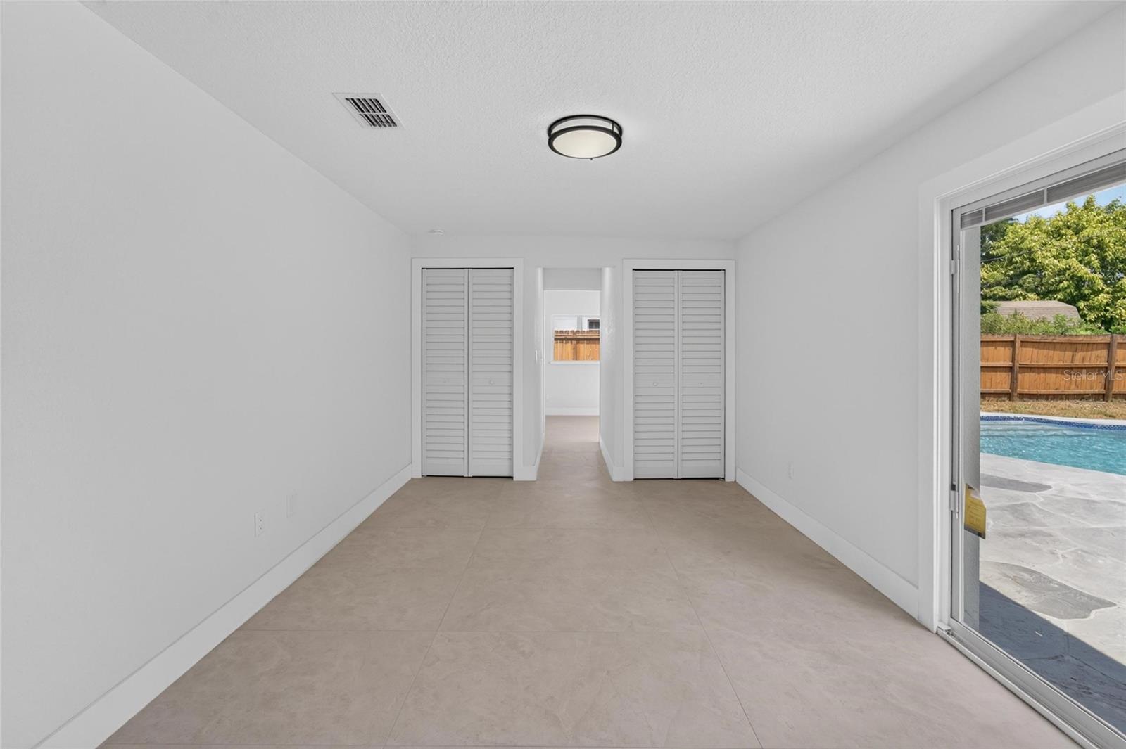 4711 W Lawn Ave Property Photo 28