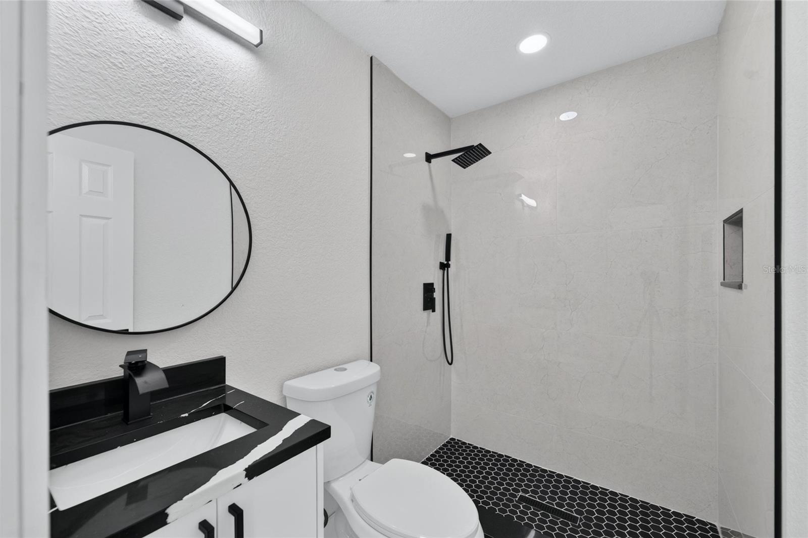 4711 W Lawn Ave Property Photo 36