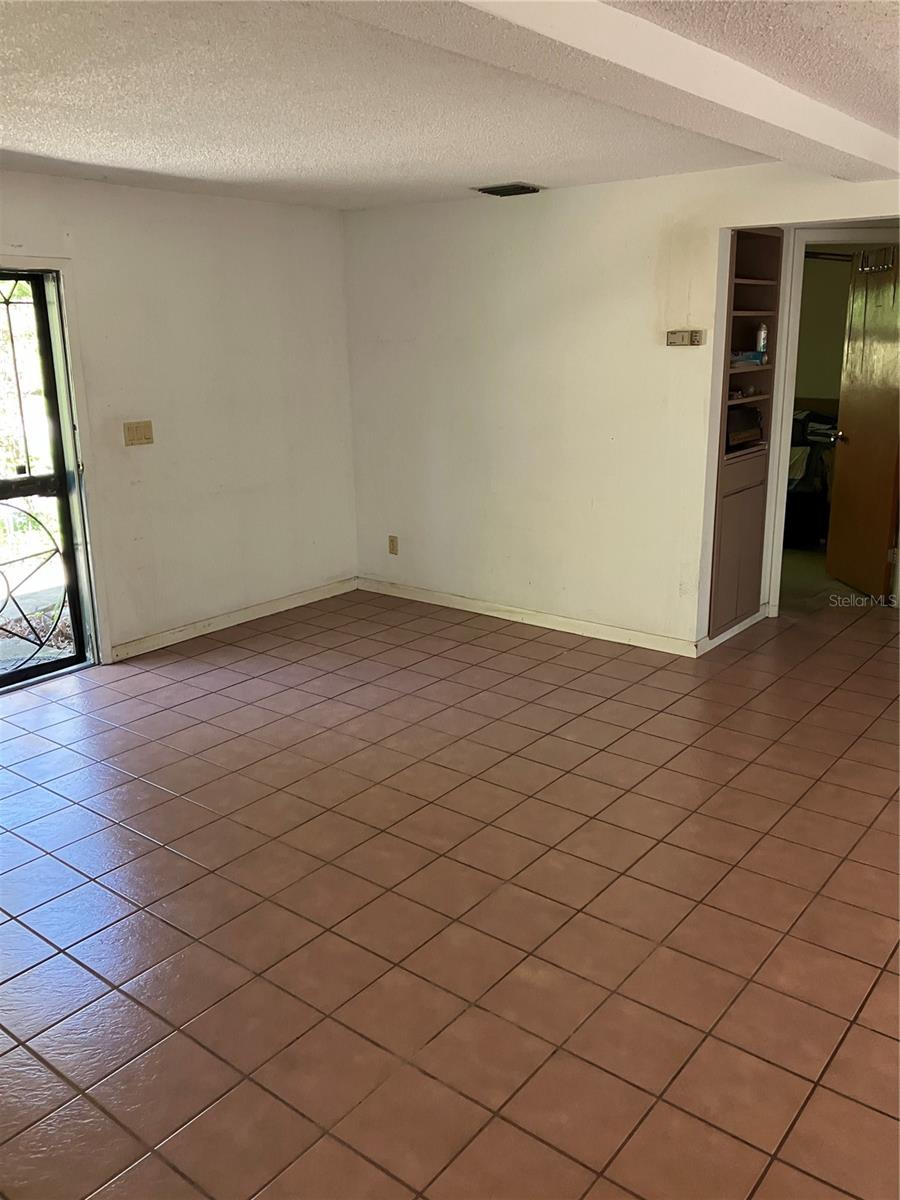 17010 Crawley Rd Property Photo 9