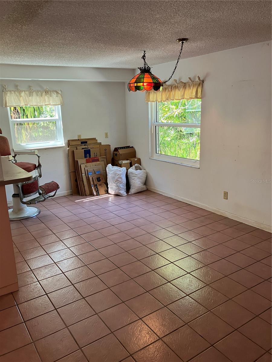 17010 Crawley Rd Property Photo 10