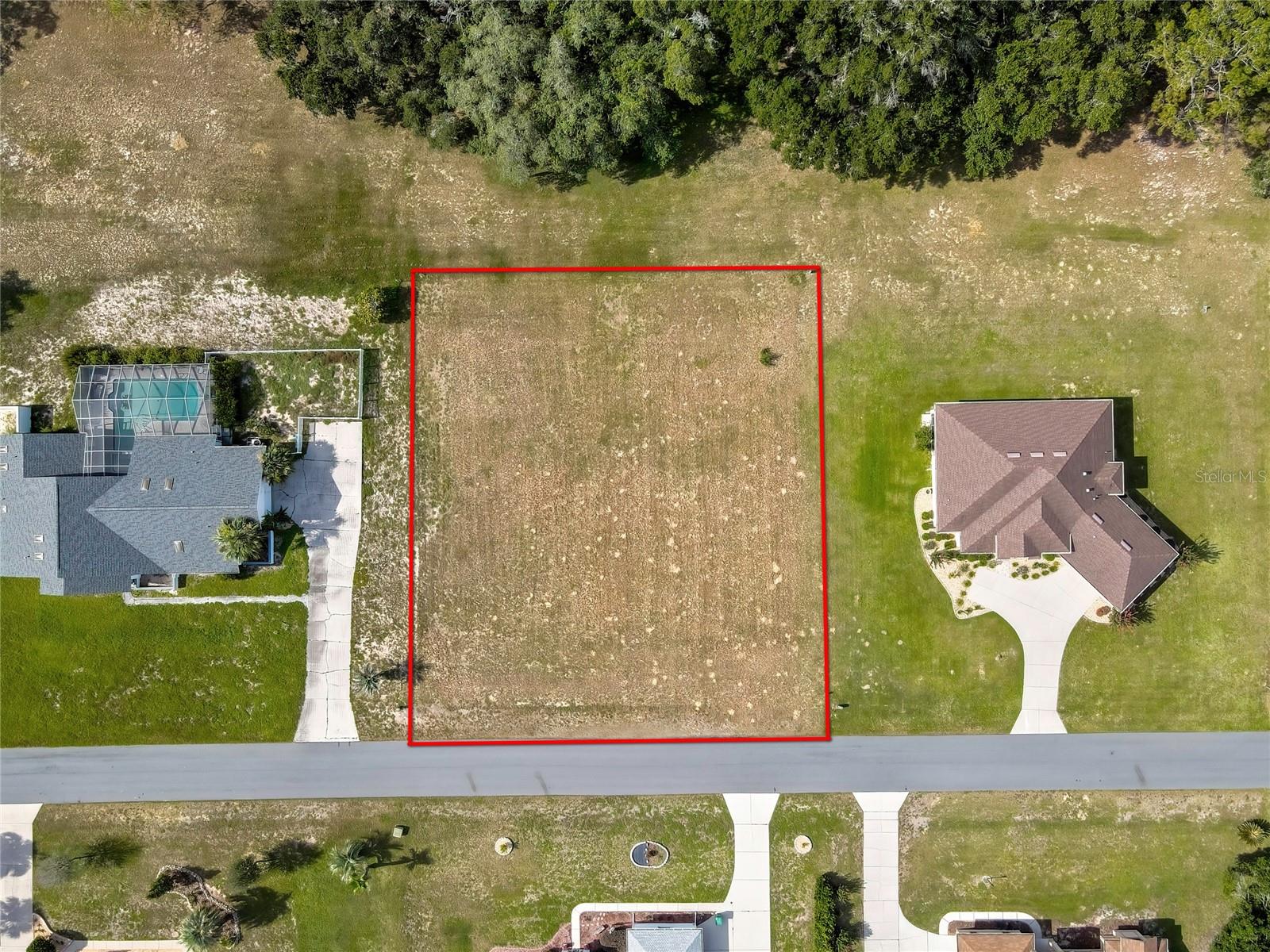368 E Falconry Ct Property Photo 2