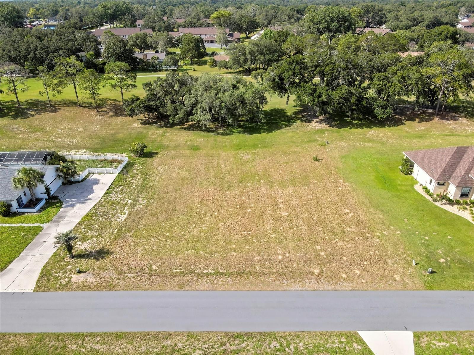 368 E Falconry Ct Property Photo 11
