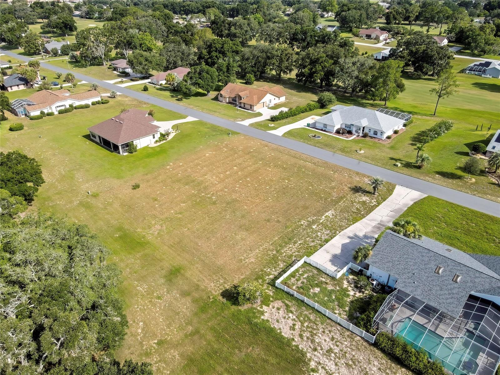 368 E Falconry Ct Property Photo 15
