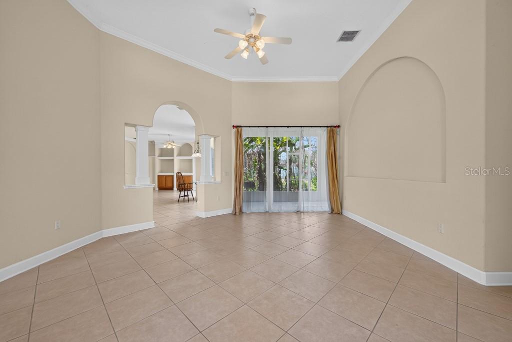 306 Terranova Blvd Property Photo 2