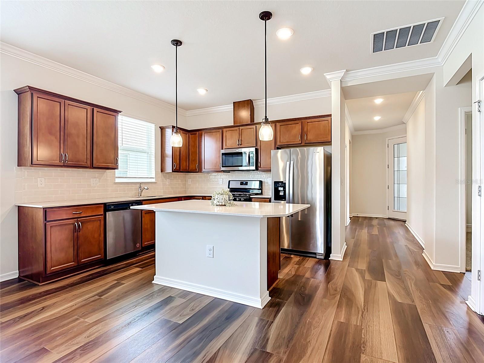 2949 Cherry Blossom Loop Property Photo 4