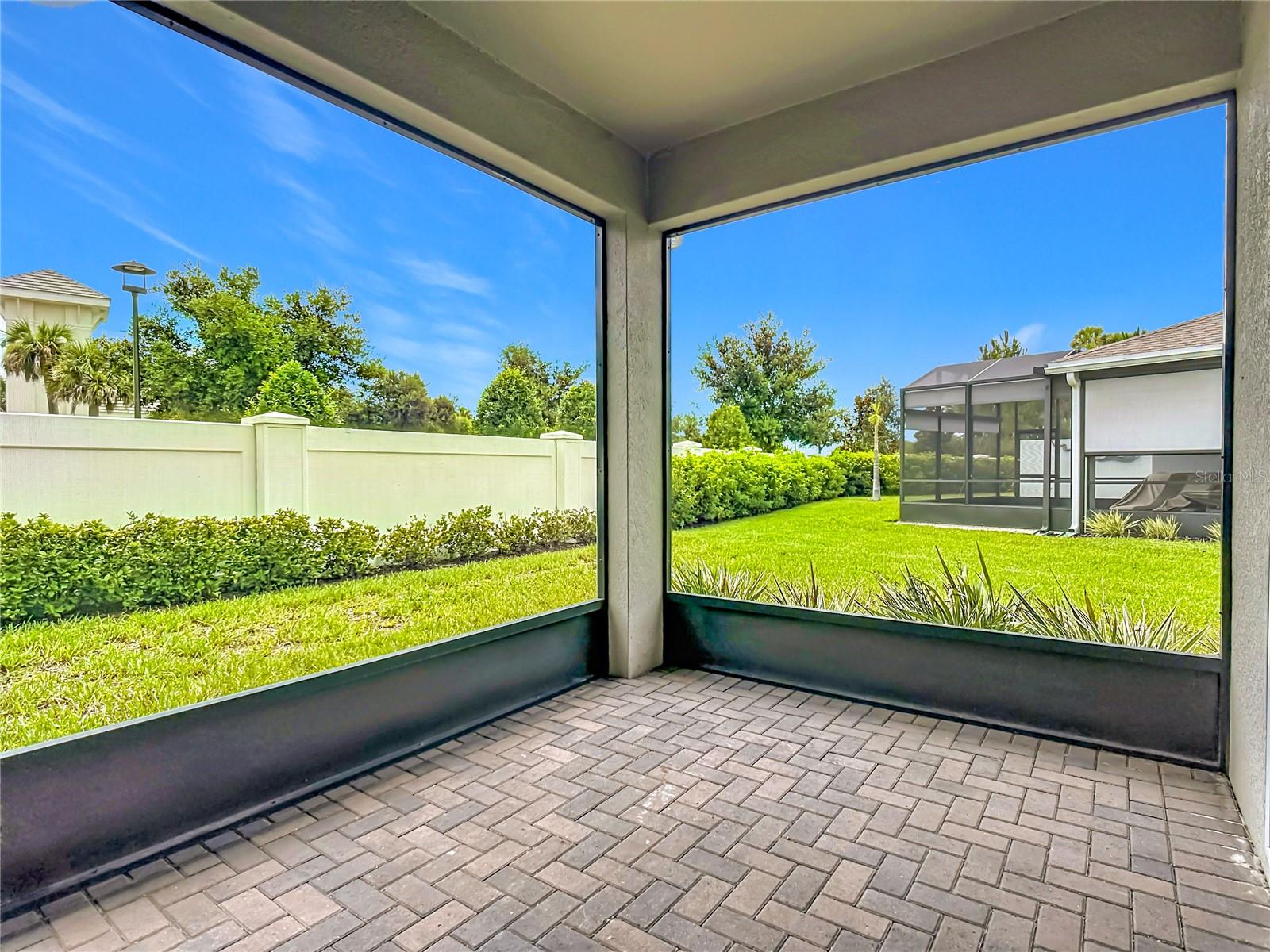 2949 Cherry Blossom Loop Property Photo 18