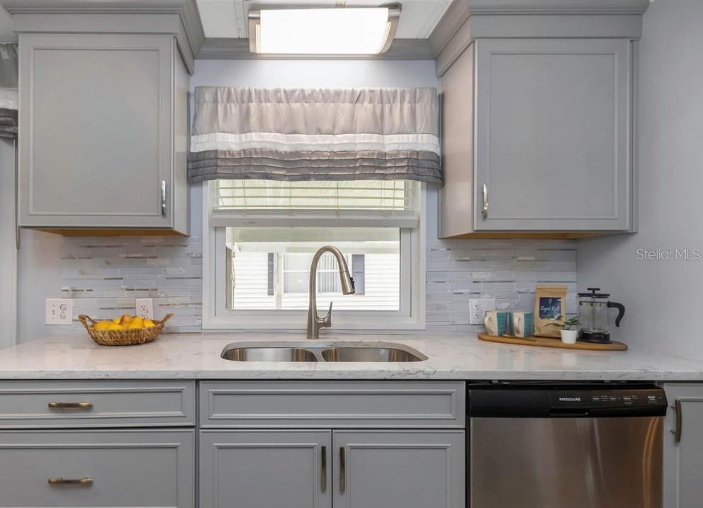 198 Philadelphia Blvd #11 Property Photo 3