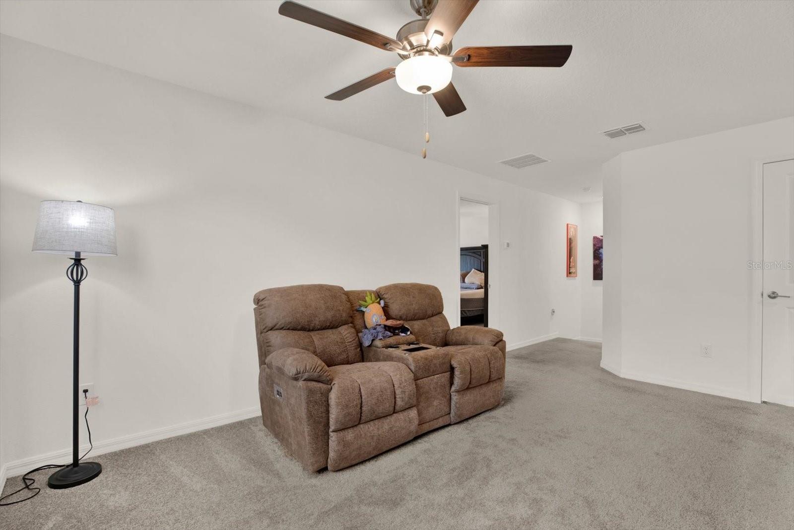 8852 Gallantree Pl Property Photo 17