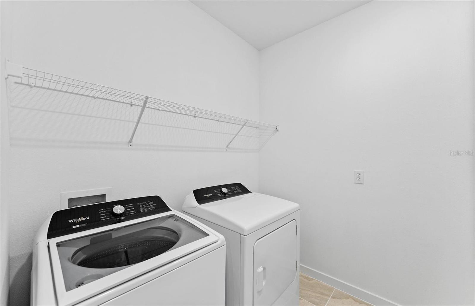 9883 Hickory Pines Ave Property Photo 14
