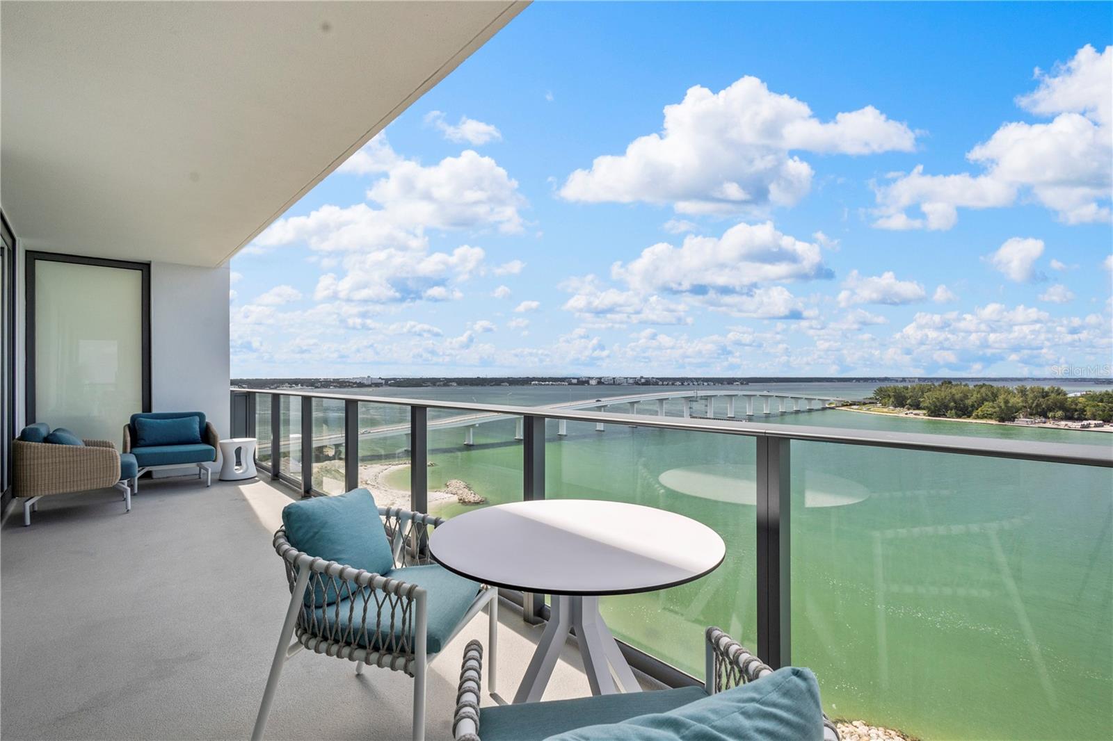691 S Gulfview Blvd #1211 Property Photo 22