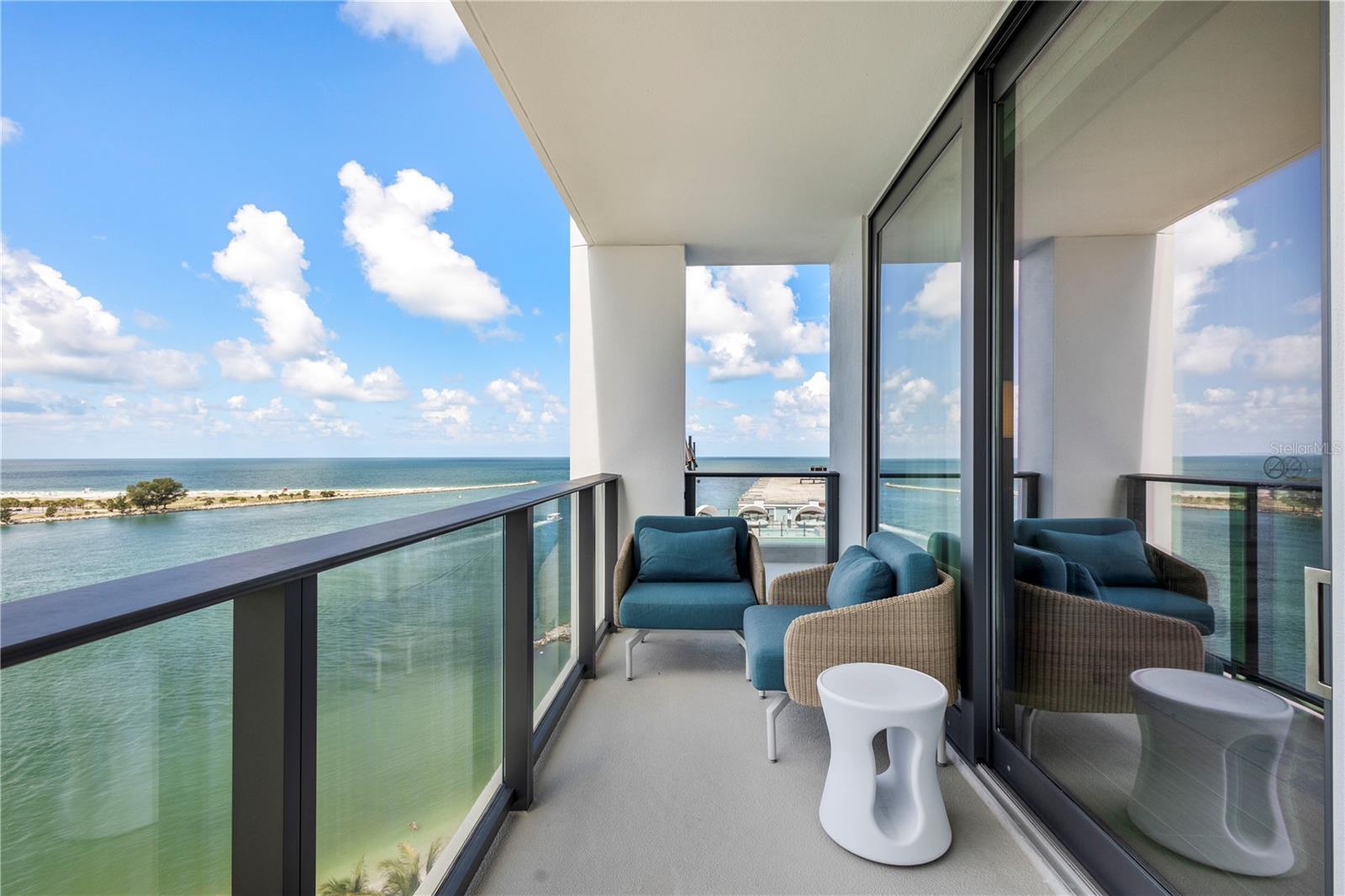 691 S Gulfview Blvd #1211 Property Photo 45
