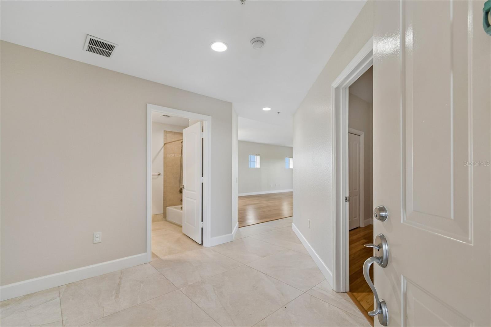 12033 Gandy Blvd N #151 Property Photo 6