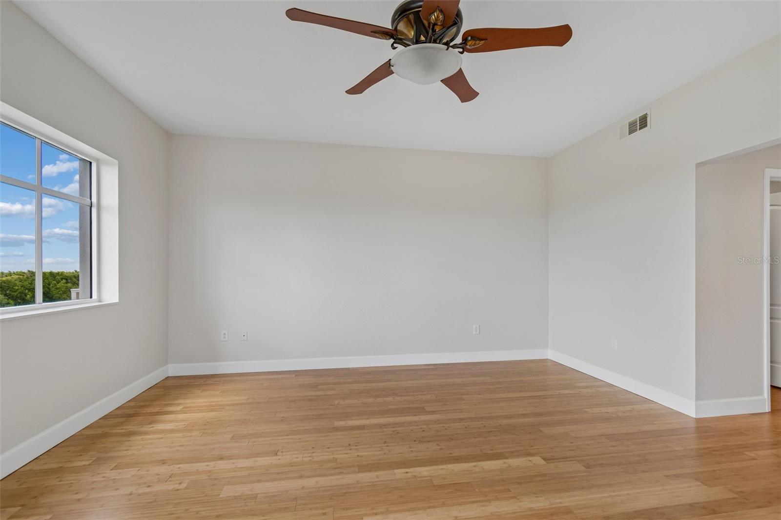 12033 Gandy Blvd N #151 Property Photo 28