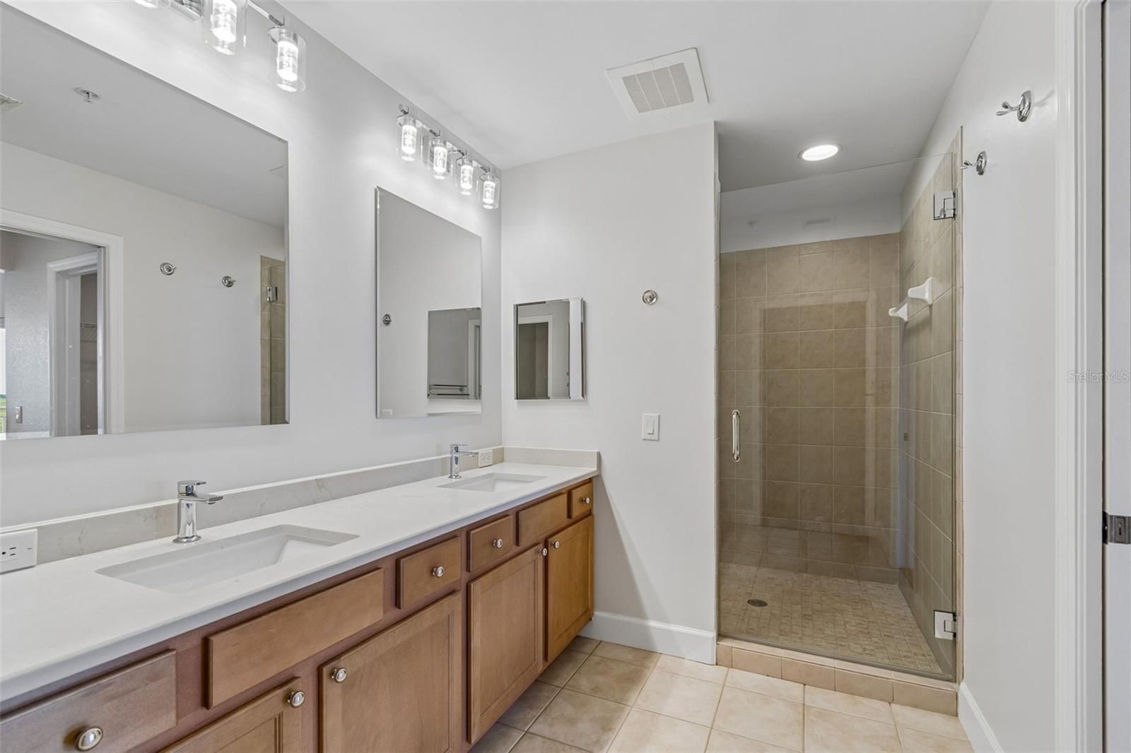12033 Gandy Blvd N #151 Property Photo 34