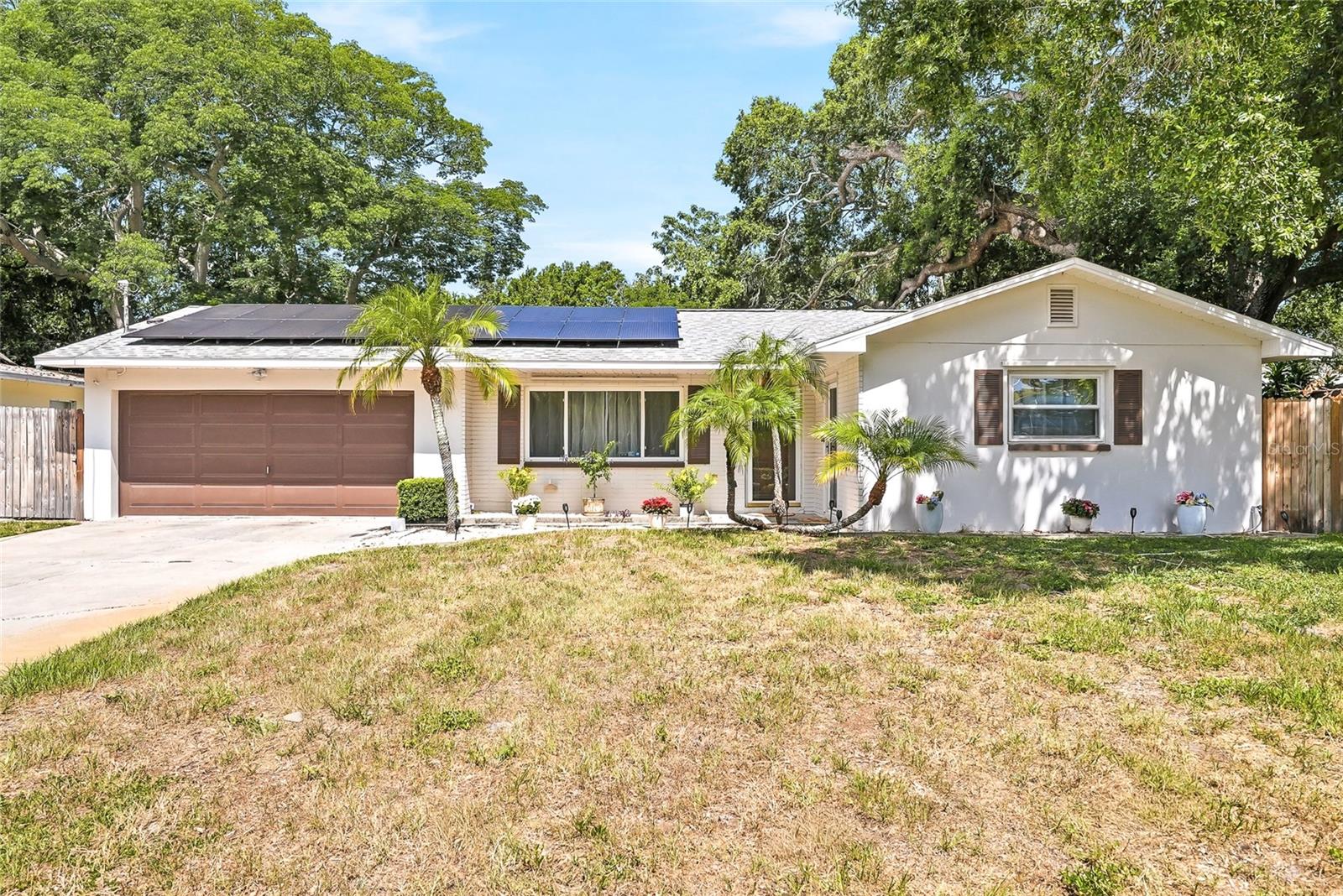 1318 S Hillcrest Ave Property Photo 1