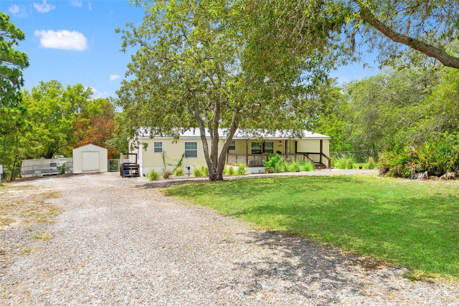 7876 Ridge Rd Property Photo 1