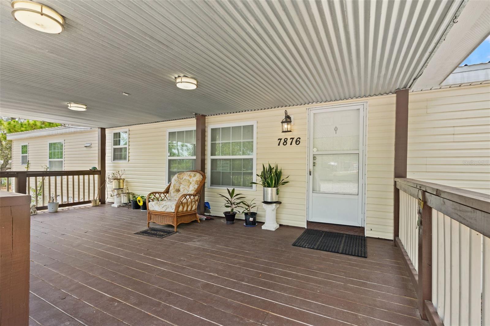 7876 Ridge Rd Property Photo 8