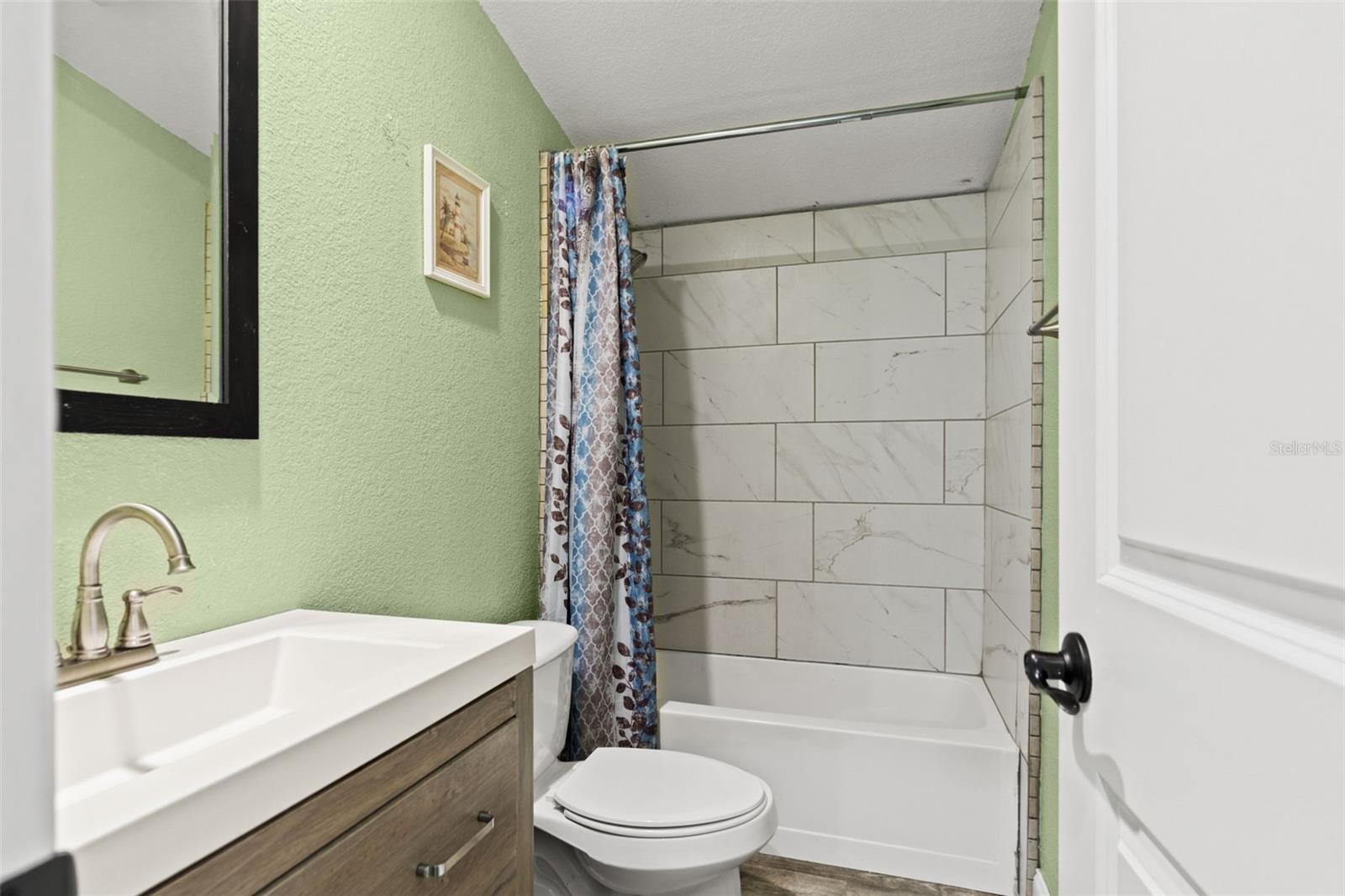7876 Ridge Rd Property Photo 28