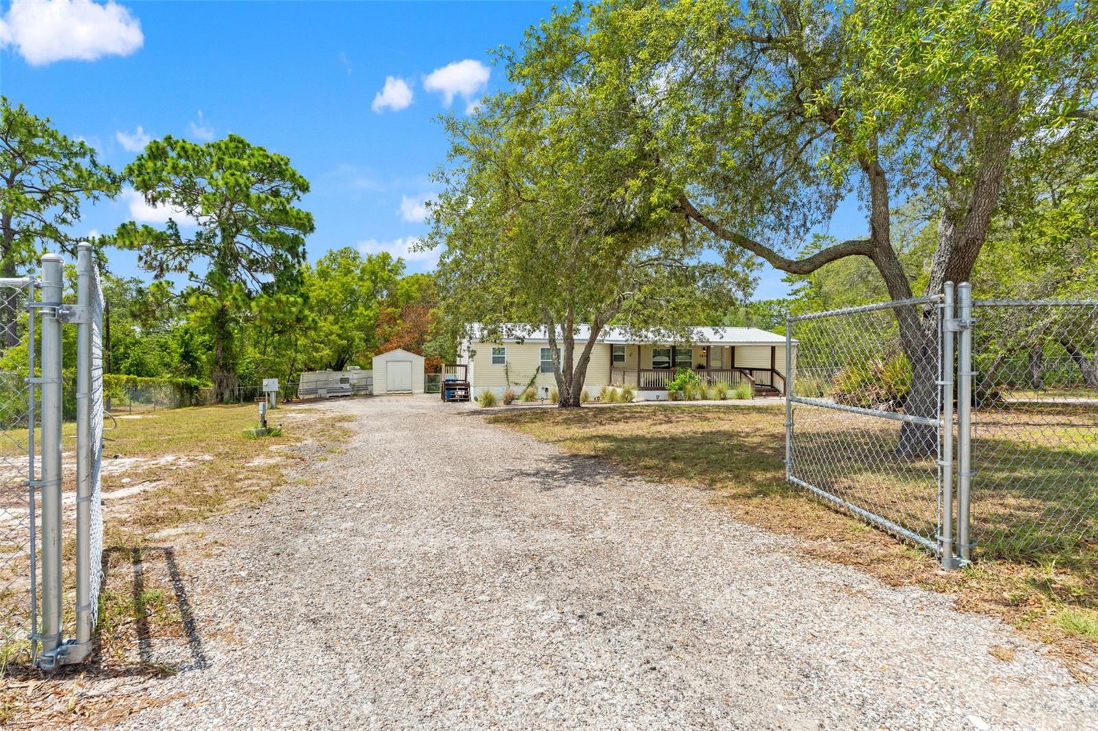 7876 Ridge Rd Property Photo 38