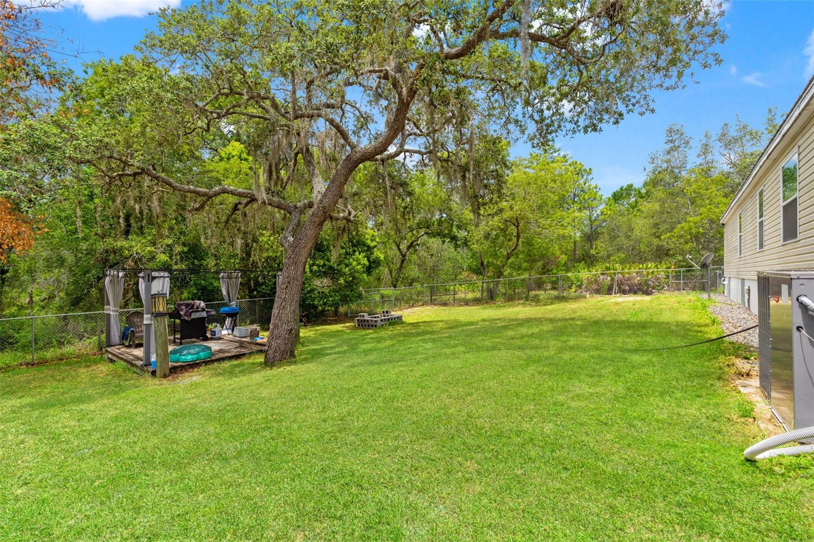 7876 Ridge Rd Property Photo 43