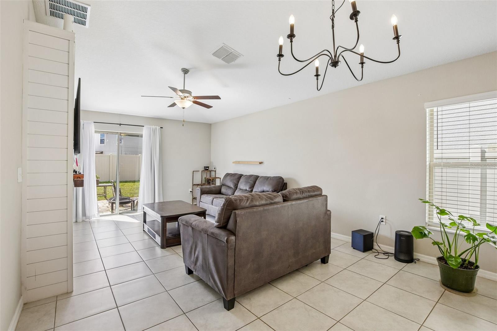 9415 Lemon Drop Loop Property Photo 4