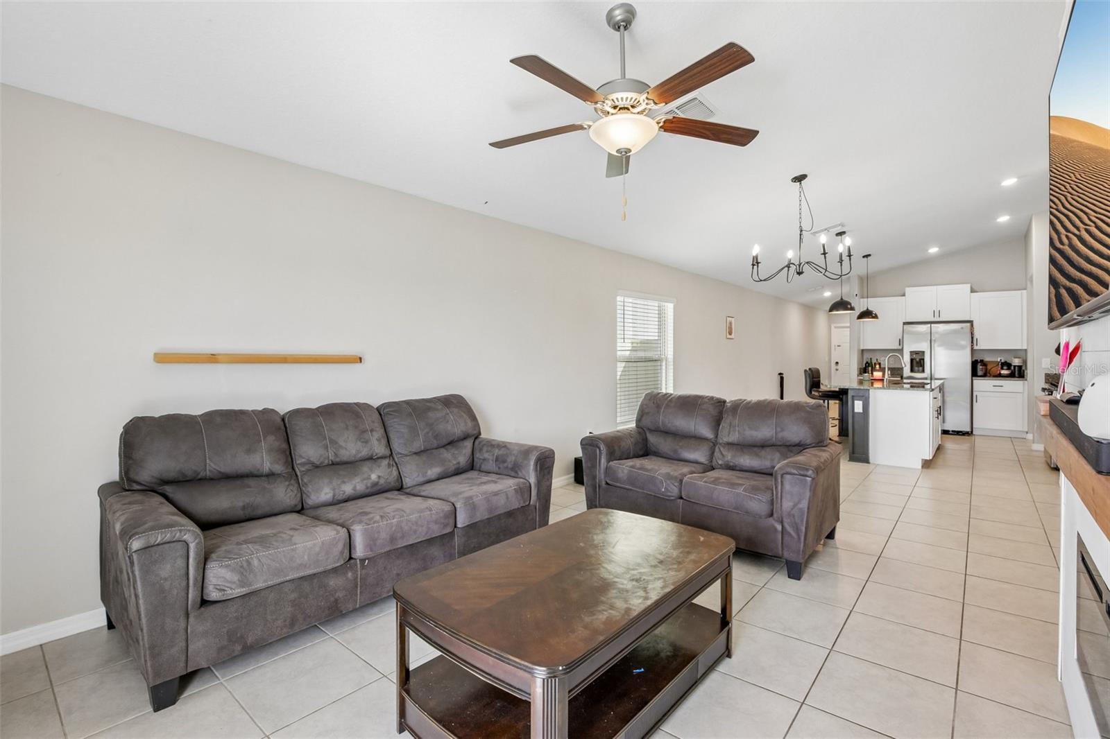 9415 Lemon Drop Loop Property Photo 5