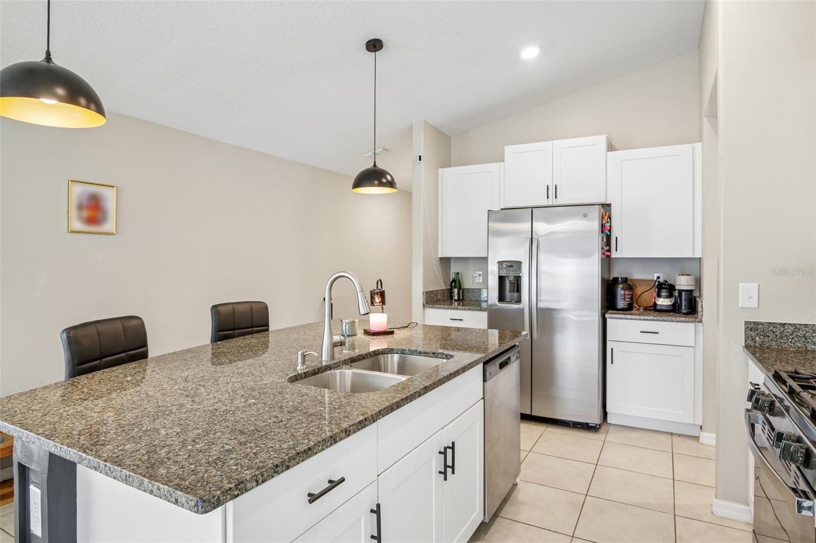 9415 Lemon Drop Loop Property Photo 10