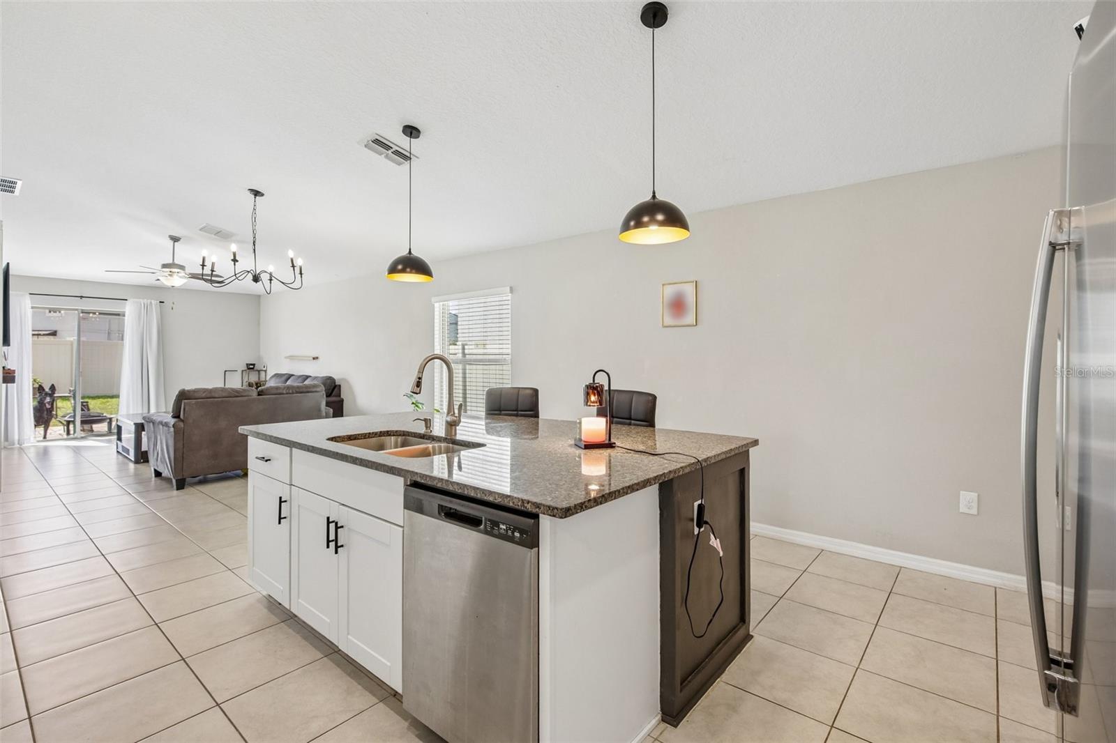 9415 Lemon Drop Loop Property Photo 13