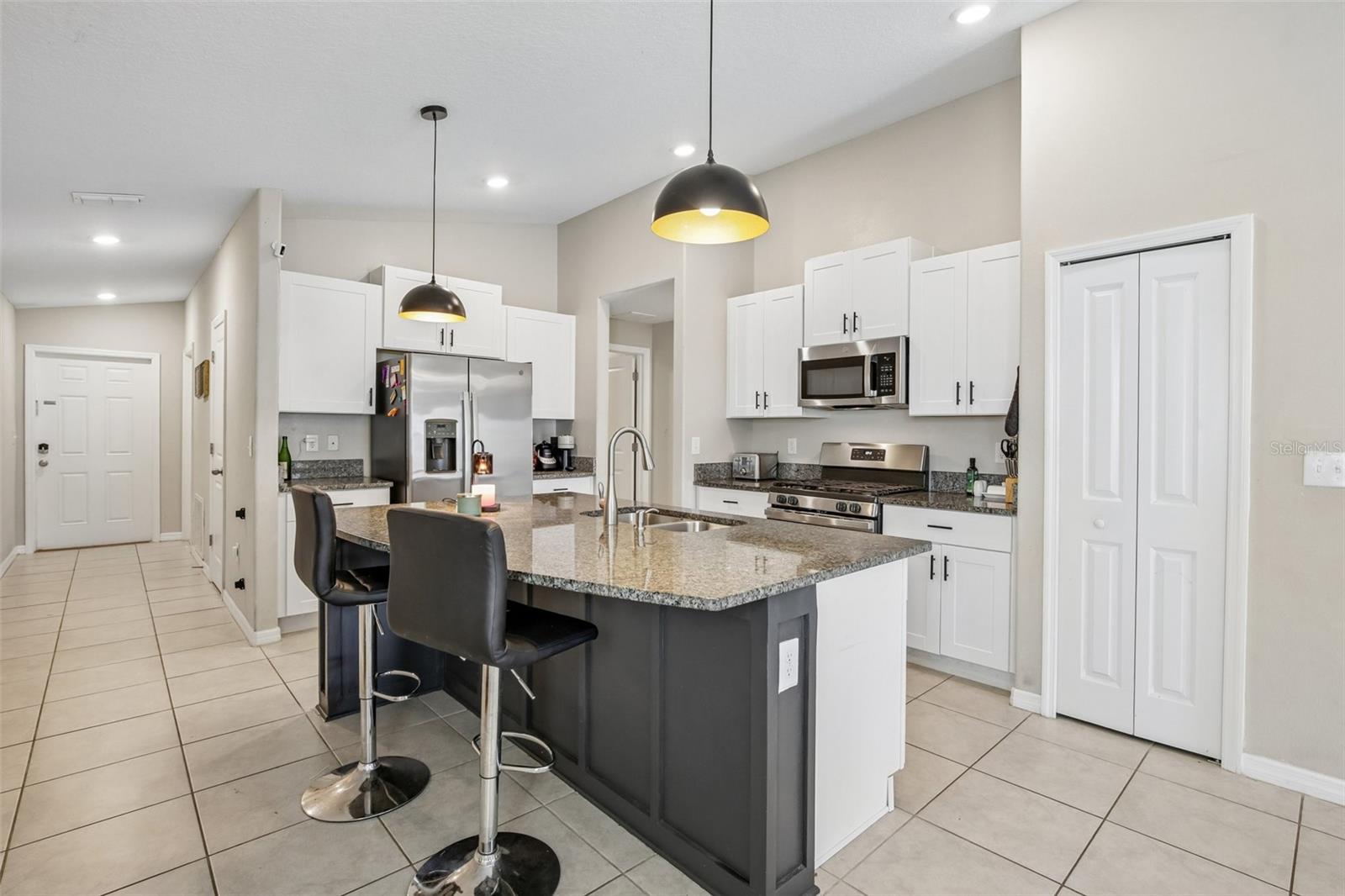 9415 Lemon Drop Loop Property Photo 15
