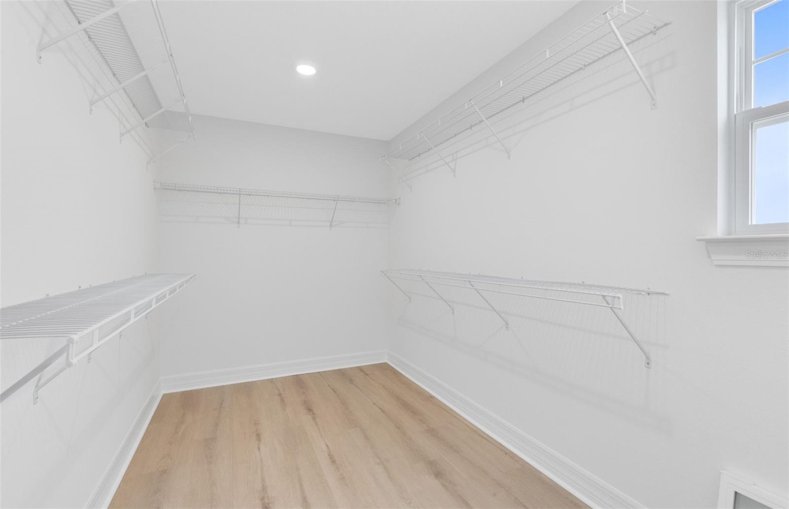 1538 Valier Pt Property Photo 12
